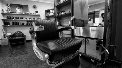 coiffeur ouvert lundi|salon coiffure homme.